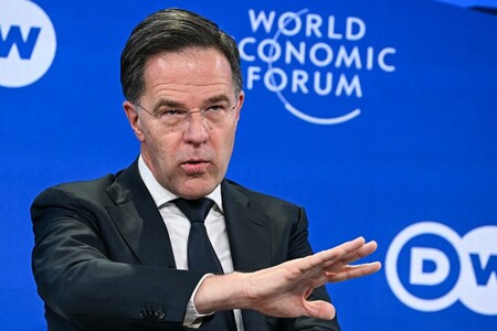 A NATO főtitkára pusztító csapást ígért Oroszország ellen