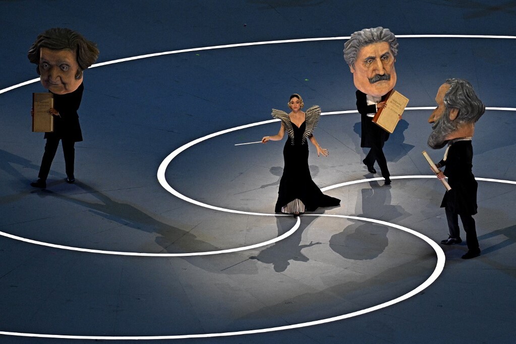 Az olasz opera három nagy mestere Giuseppe Verdi, Giacomo Puccini és Gioachino Rossini lépett színpadra az olasz színésznő, Matilda De Angeliszal (3. b)