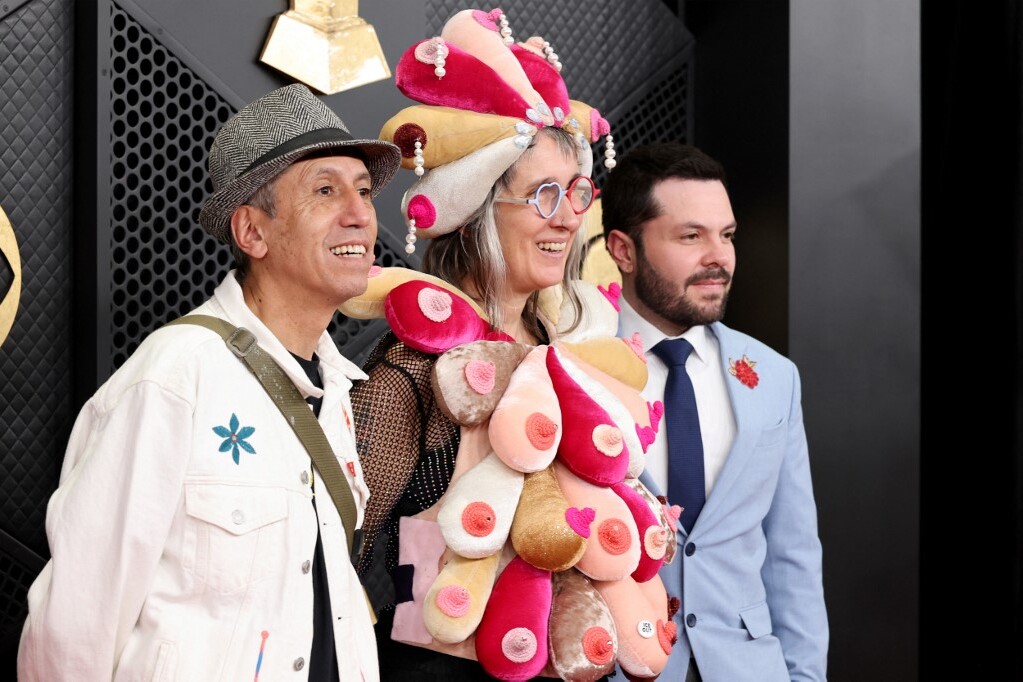 Az Aterciopelados tagjai (b-j) Héctor Buitrago, Andrea Echeverri és Mauricio Montenegro farsangra érkezett