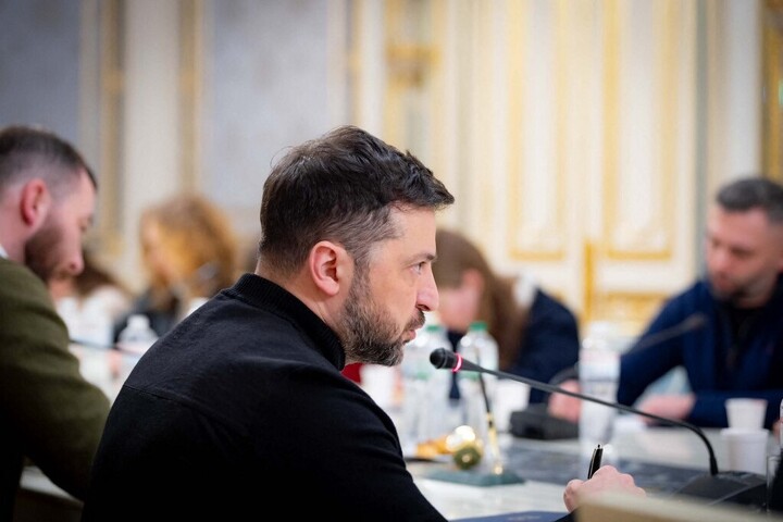 Döntő pillanat május 15-én: Zelenszkij háború közepette sorsdöntő választást tervez