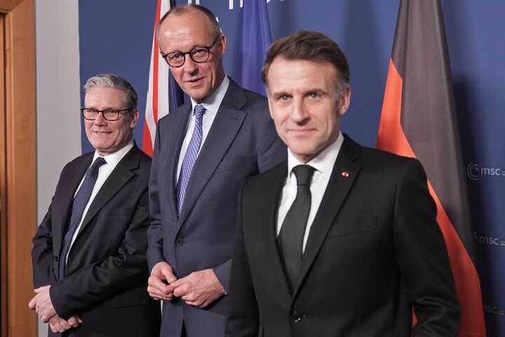 Fotó: Stefan Rousseau / POOL / AFP Németország, Franciaország és Nagy-Britannia is felszólította Iránt