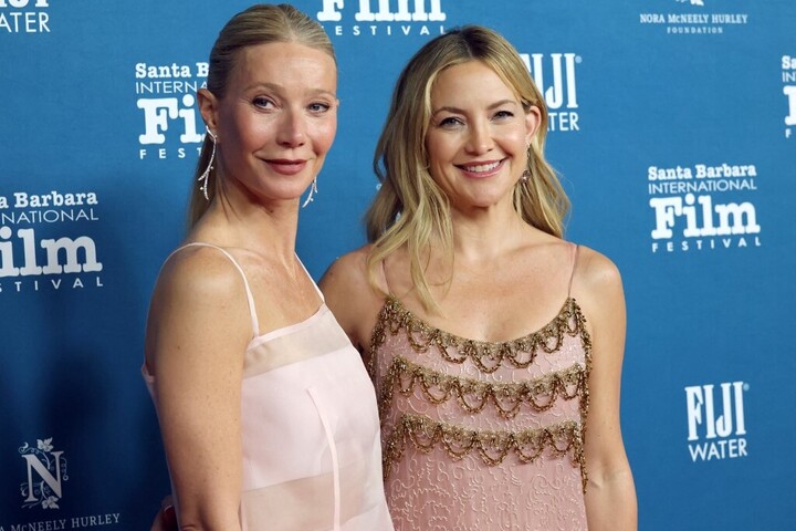 Fotó: KEVIN WINTER / GETTY IMAGES NORTH AMERICA / Getty Images via AFP Rózsaszínben idézte meg a '90-es éveket Gwyneth Paltrow