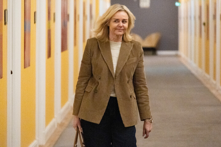 Belebukott az Epstein-ügybe a norvég nagykövet