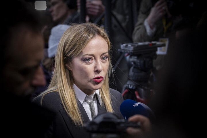 Meloni: „Olaszország tudja, hogy melyik oldalon kell állnia”