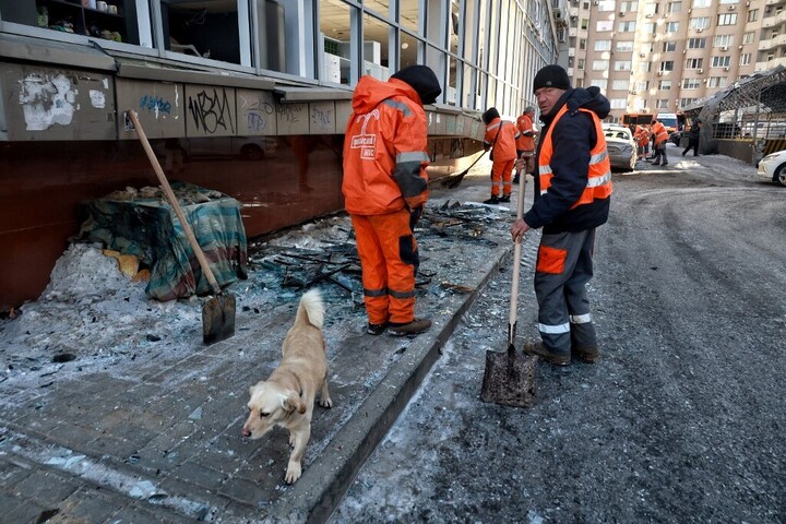 Újabb orosz légicsapások sújtották Ukrajnát