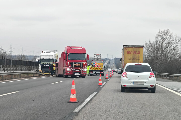 Hatalmas a torlódás az M7-es autópályán