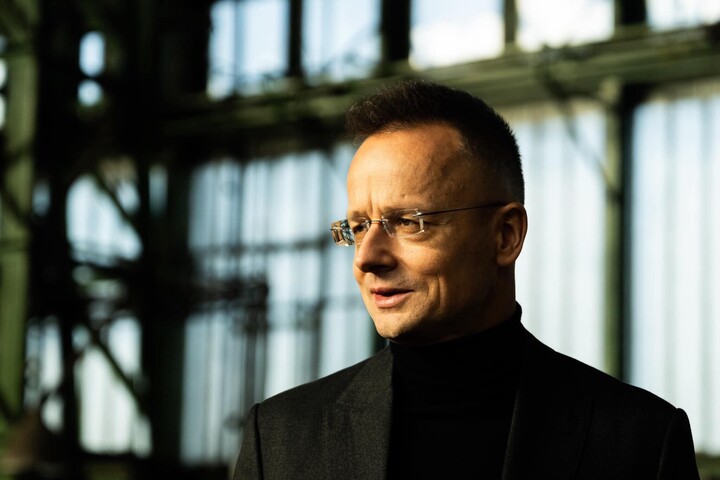 Szijjártó Péter az EU-s szabályok betartására szólította fel az Európai Bizottságot