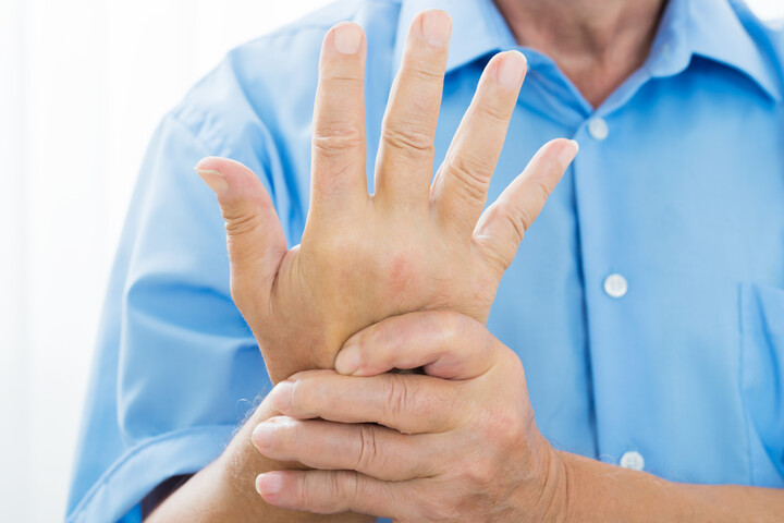 Ön is ropogtatja az ujjait?