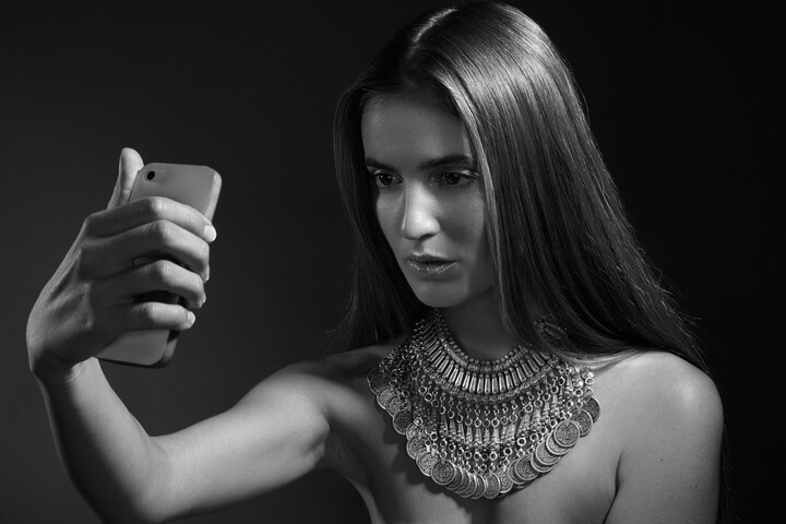 Ellopják, feltörik vagy megtalálják? Kinek a hibája? Hogyan lehet védekezni?