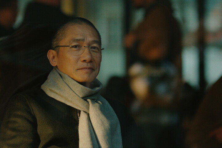 A Csendes barát ginko fája figyeli az embereket