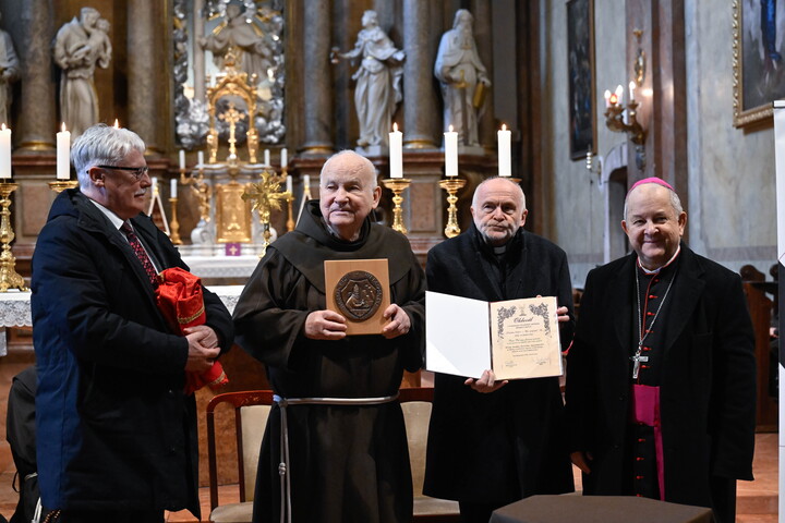 Reisz Pál ferences szerzetes kapta az idei Parma fidei - Hit pajzsa díjat