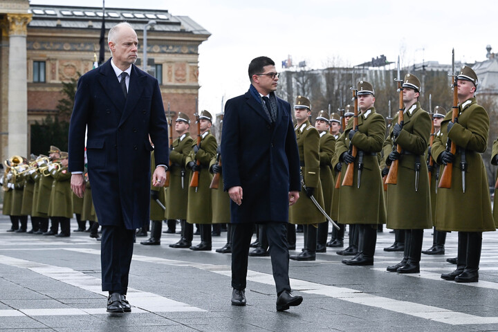 Magyarország nemet mond a politikai nyomásra