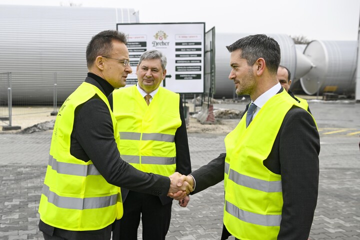 A kormány stratégiai együttműködési megállapodást kötött a Dreherrel