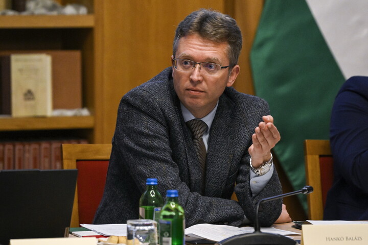 Örülhetnek az egyetemisták