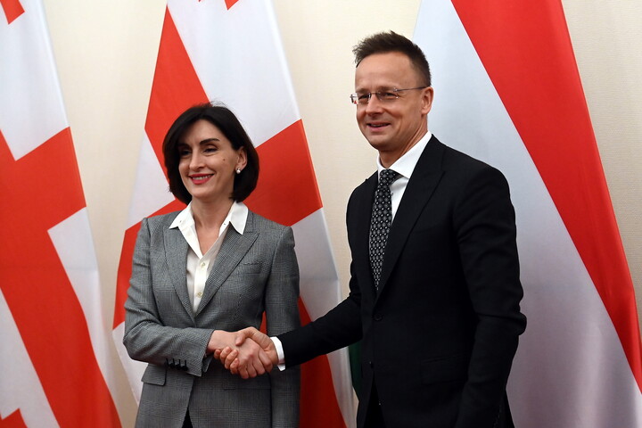 Magyarország és Georgia példát mutat - ellenállnak Brüsszelnek