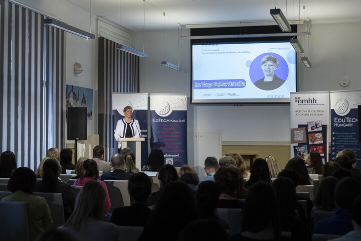 Fontos a biztonságosabb digitális környezet megteremtése a gyermekek számára