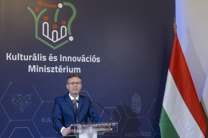 Indul a „három az egyben” képzés