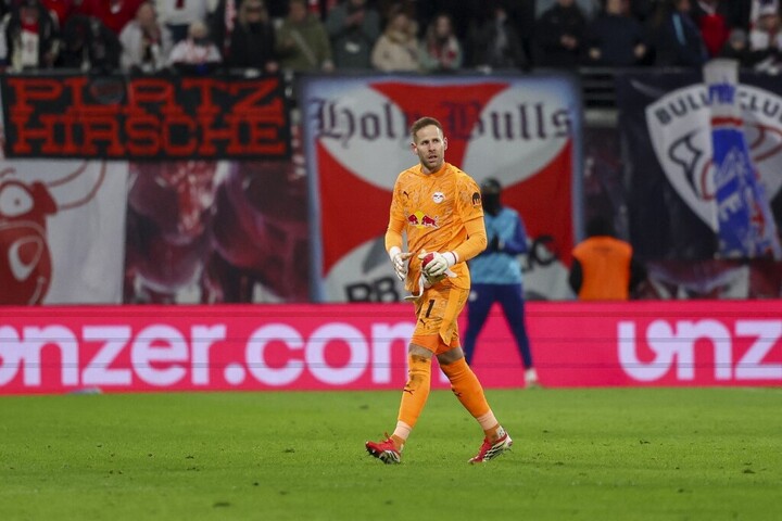 Gulácsi megsérült és le kellett cserélni