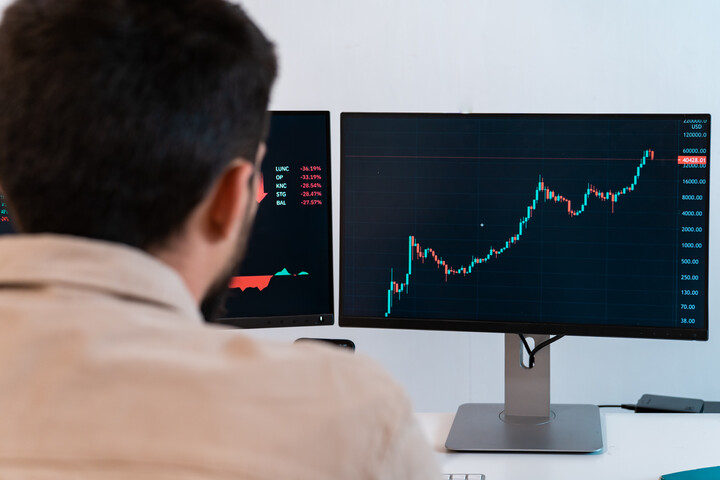 Veszélyt vagy biztonságot rejt a digitális pénz?