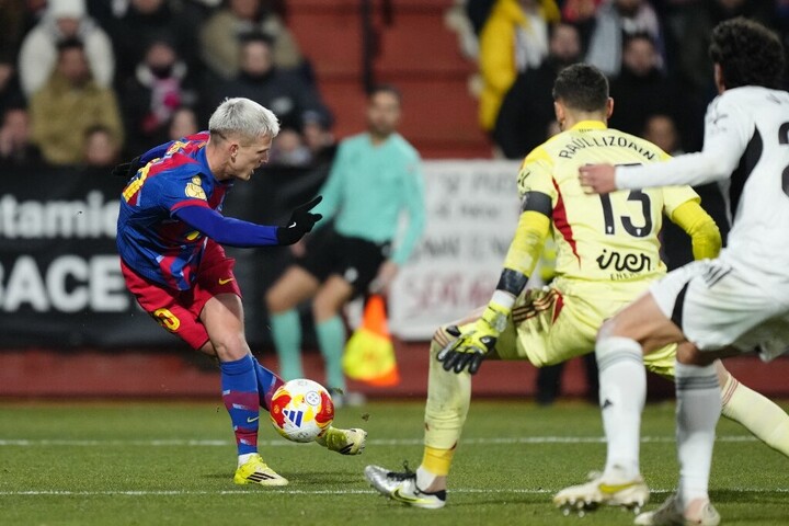 Fotó: JOSE BRETON / NURPHOTO / NURPHOTO VIA AFP A Barcelona lett az első kupaelődöntős