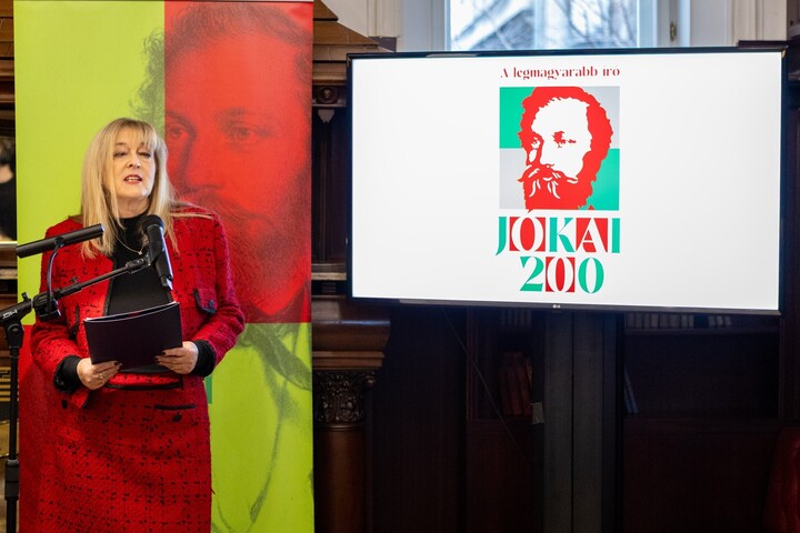 Díjkiosztóval zárult a Jókai 200-programsorozat