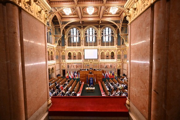 Folytatódik a parlament alakuló ülésének előkészítése