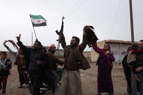 Bevonult Szíria a kurd ellenőrzés alatt lévő Haszakába