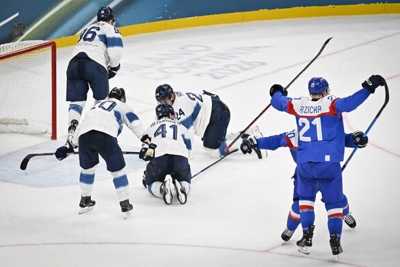 Szlovák győzelemmel kezdődött a férfi jégkorongtorna