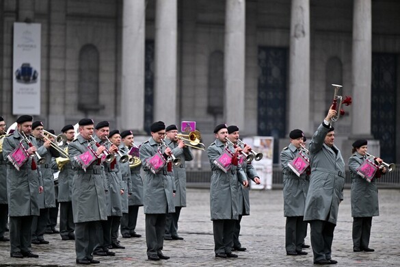Csak a nyugdíj ment meg a belga hadseregtől