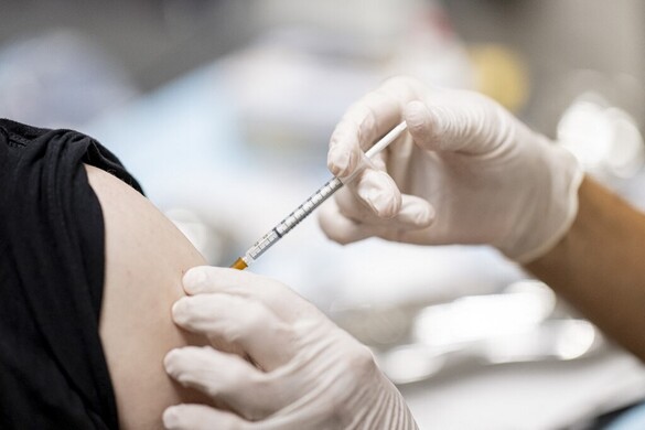 A COVID-oltások után jelentkező ritka vérrögök rejtélye végre megoldódott