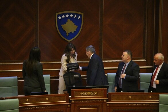 Albulena Haxhiut választották meg a koszovói parlament elnökévé