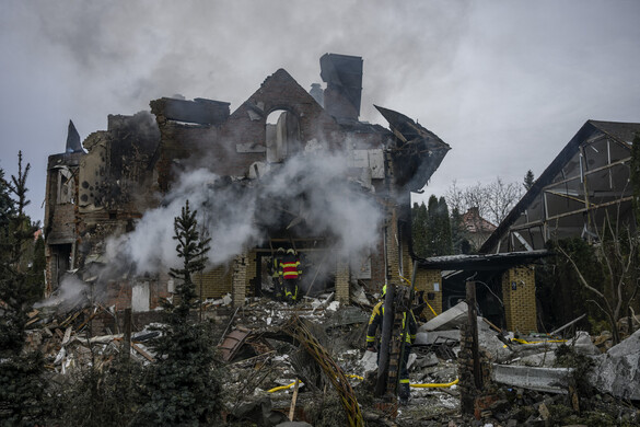 Az oroszok több száz drónnal és rakétával támadtak