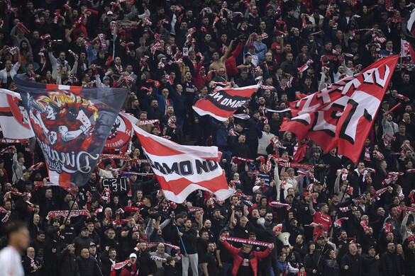 Magyarokat gyalázták a Bukaresti Dinamo szurkolói