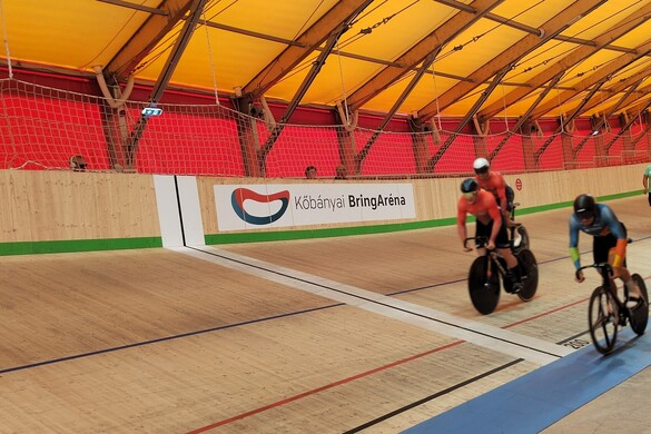 Közel másfél másodperccel megdőlt a magyar csúcs