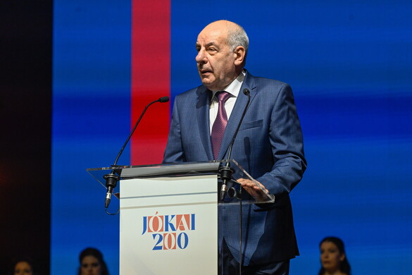 Jókai Mór születésnapján zárult a Jókai200 emlékév