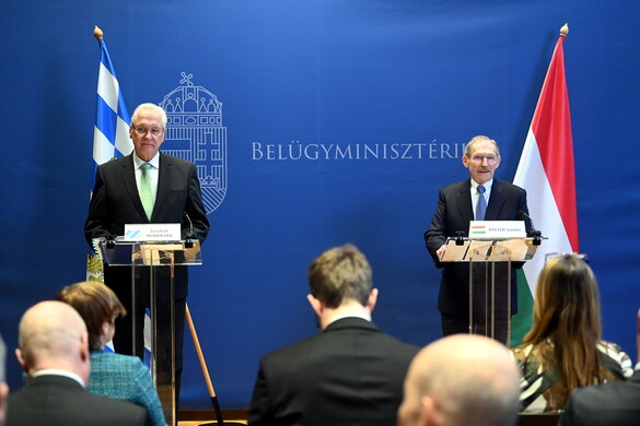 Rendőri kooperáció a határokon túl