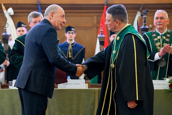 Sulyok Tamás: a Debreceni Egyetem integrációjával egyedülálló tudásközpont jött létre