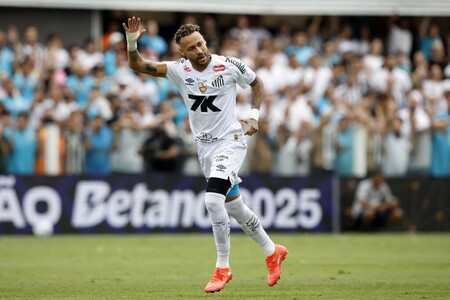 Neymar bejelentette visszavonulását