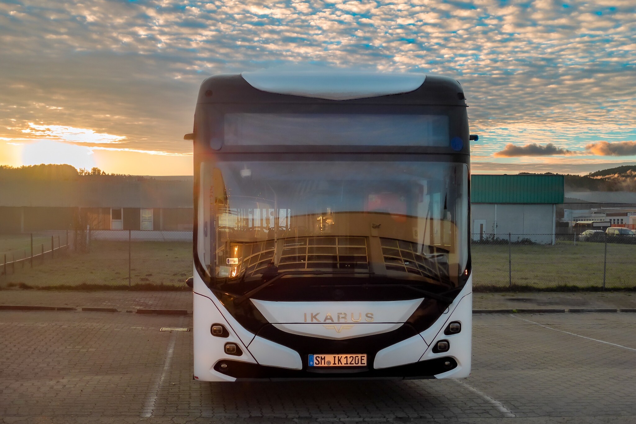 Szenzáció: Ikarus buszok a Balkánon