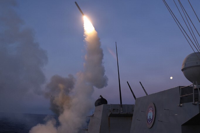 Fotó: AFP/US NAVY Irán megtorlást ígért
