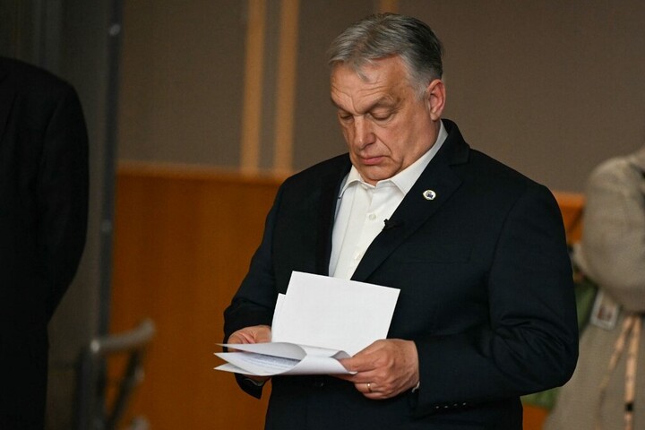 Orbán Viktor: Kettős válság jön
