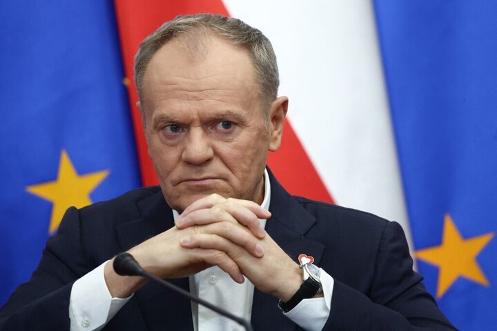 Donald Tusk: „Évek óta most először nincsenek oroszok a teremben”
