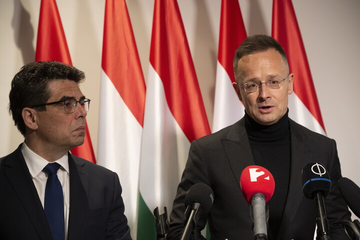 Pánik KIjevben: az ukrán külügy ismét bekérette a magyar nagykövetet + Videó!