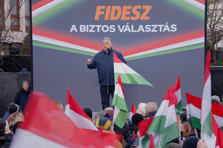 Tovább robog Orbán Viktor