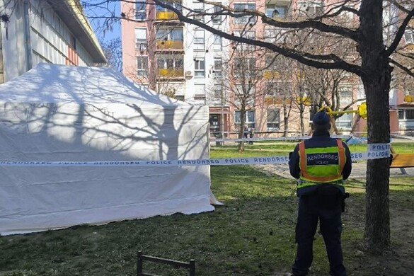 Holttestet találtak egy szekszárdi játszótéren