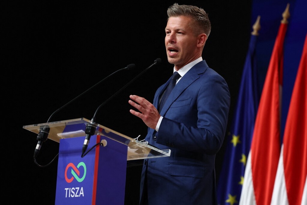 Magyar Péter Kelemen Hunorral, az RMDSZ elnökével és 10 európai vezetővel egyeztetett telefonon
