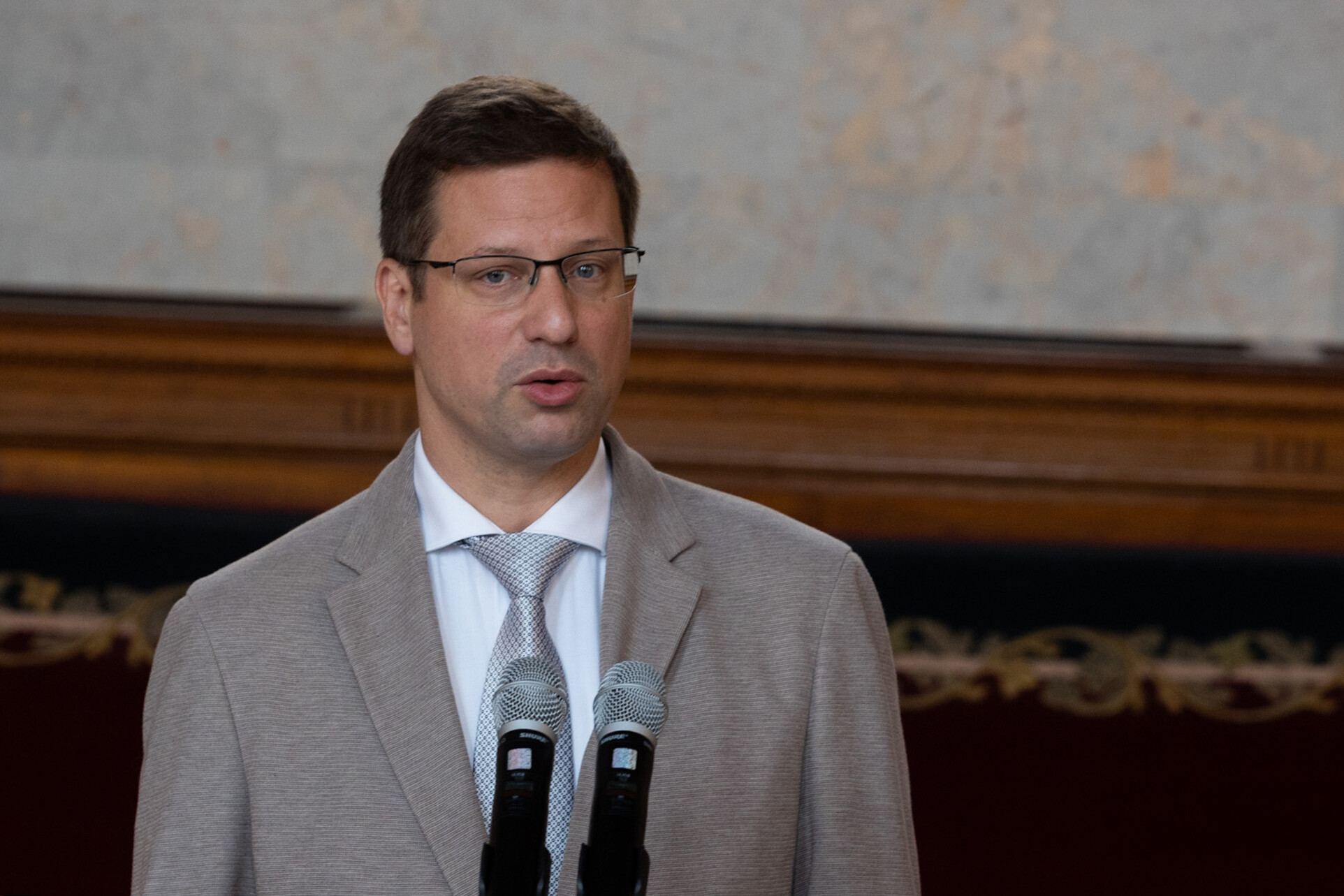 Gulyás Gergely: Ideje lenne kezdeményezni a köztársasági elnöknél a közigazgatási államtitkárok kinevezését