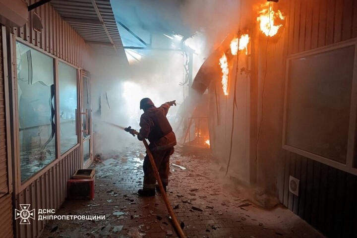 Fotó: AFP/Ukrainian State Emergency Service/Handout Éjszaka több mint ötszáz drónnal támadta Ukrajnát az orosz hadsereg