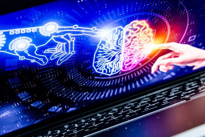 Mesterséges intelligencia vs. emberi gondolkodás