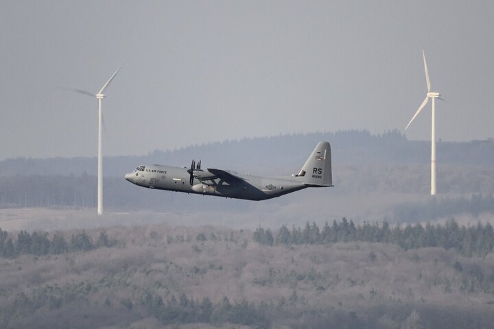 Lelőttek egy amerikai C–130-ast?